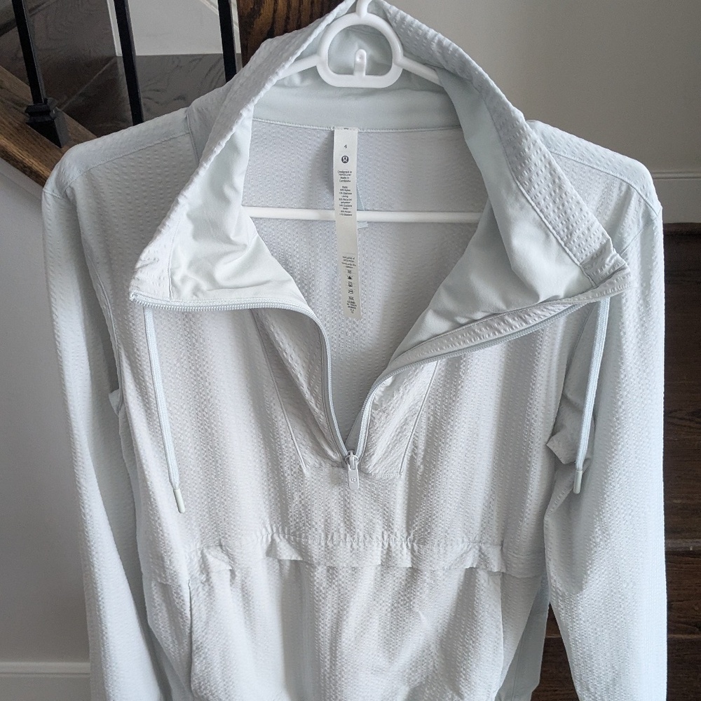 Lululemon Pack Light Pullover Packable Jacket